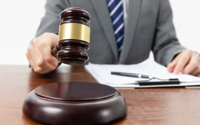 Settling vs. Going to Trial: Which Option Gets Personal Injury Victims More Compensation?